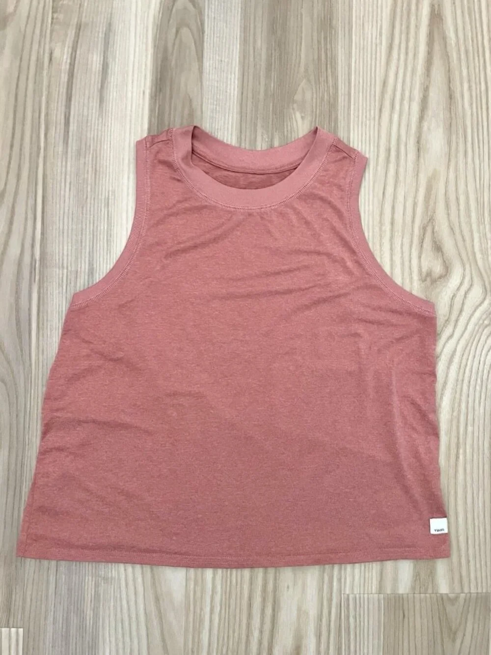 VUORI Energy Tank Top Workout Performance Yoga Stretch Pink size Medium
